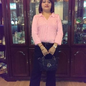 Meet your Posher, Amaro